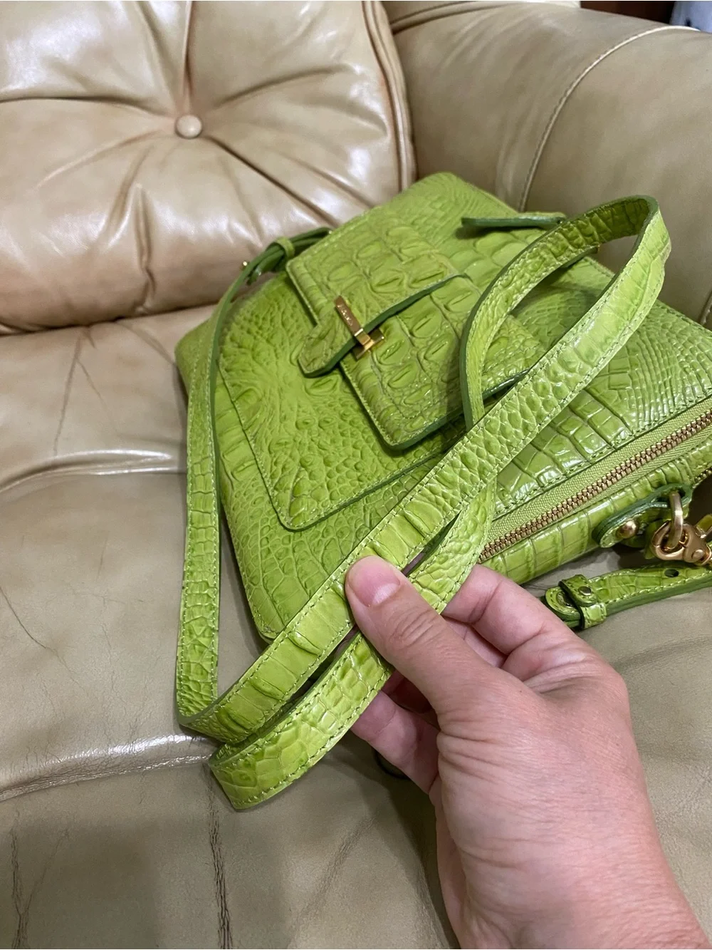 LKNW Brahmin iPad/Tablet Bag Built-in Wallet Organizer Crossbody Lime Melbourne - Picture 12 of 16